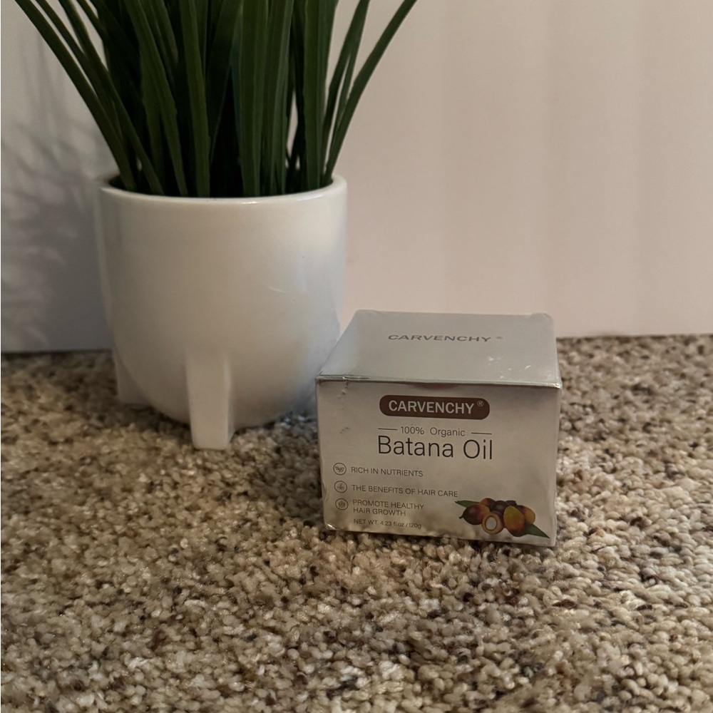 Carvenchy Batana Oil Hair Treatment  New in Box